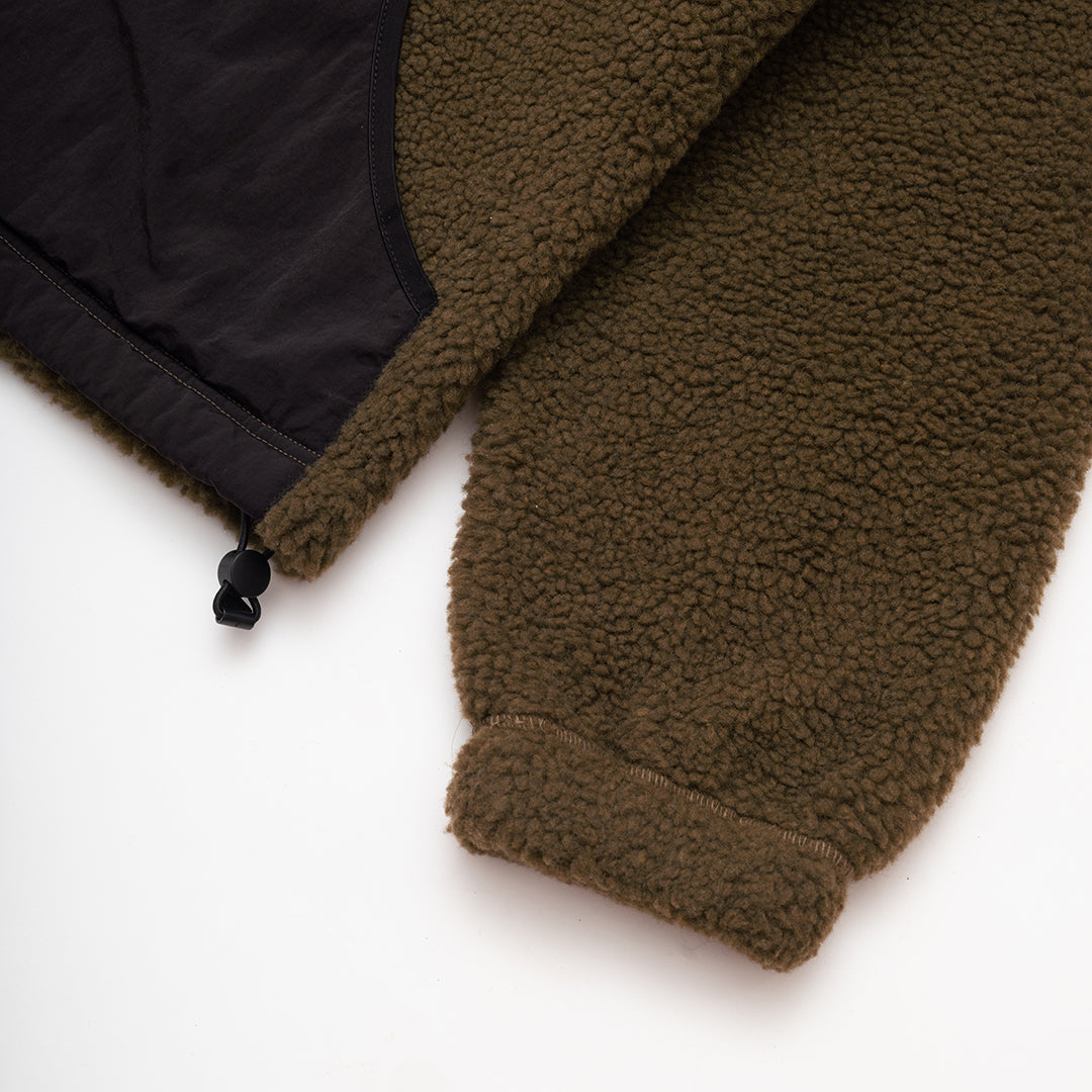 The Mens Ascend Fleece Moss from Parlez clothing