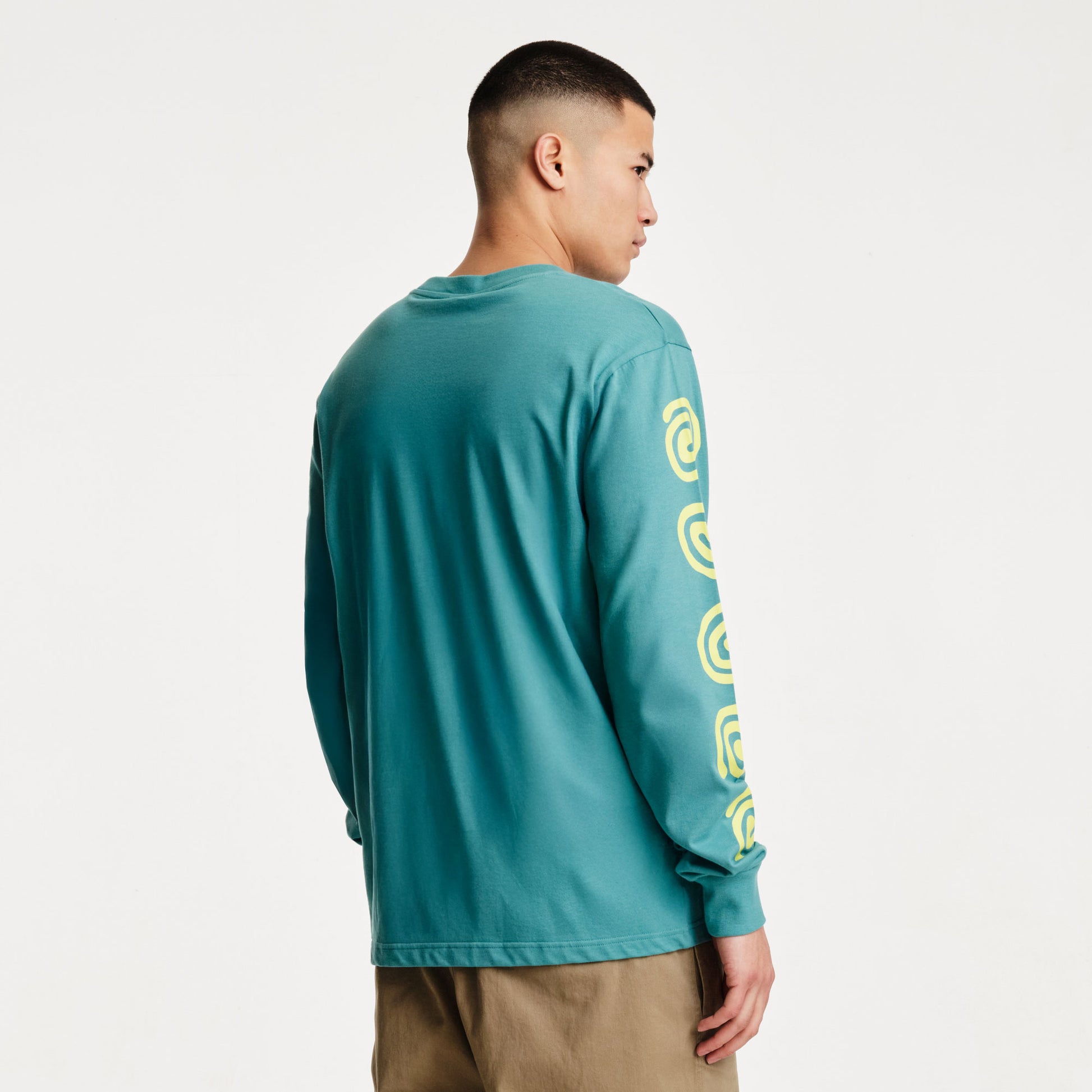 The Mens Portal L/S T-Shirt Leaf from Parlez clothing