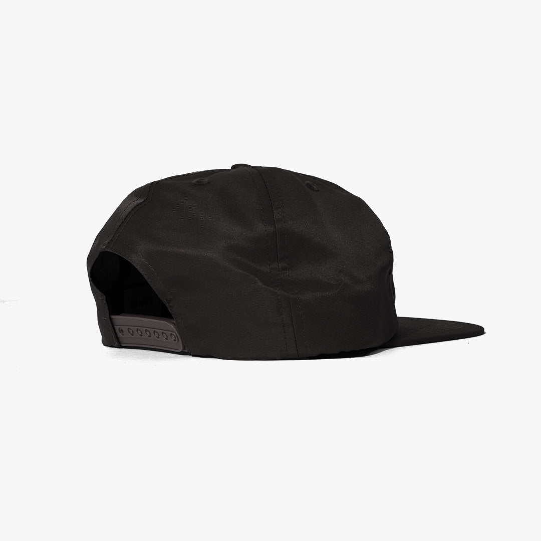 Brade 6 Panel Black