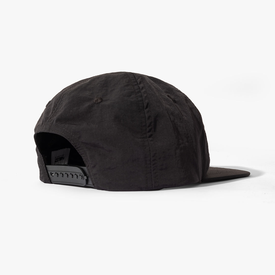 The Mens Catch 6 Panel Cap Black from Parlez clothing