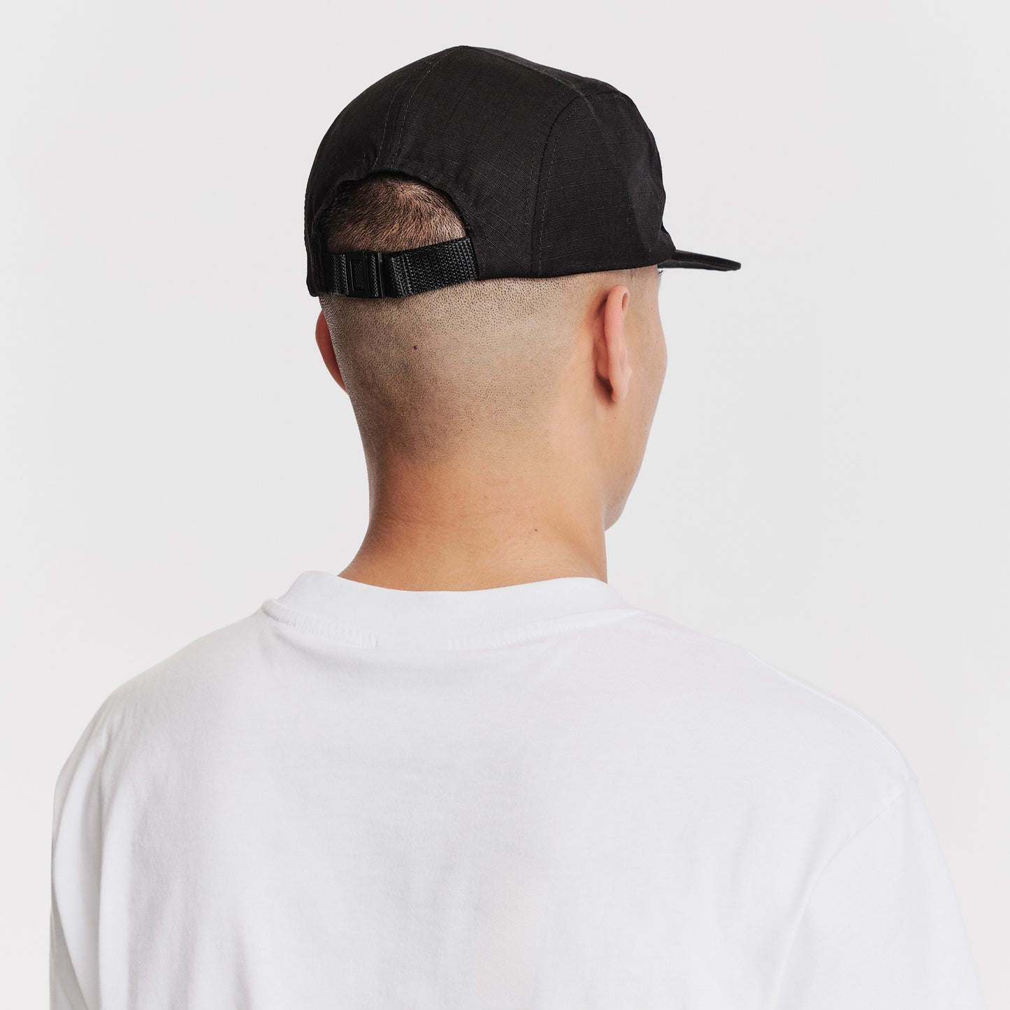 Park 5 Panel Black