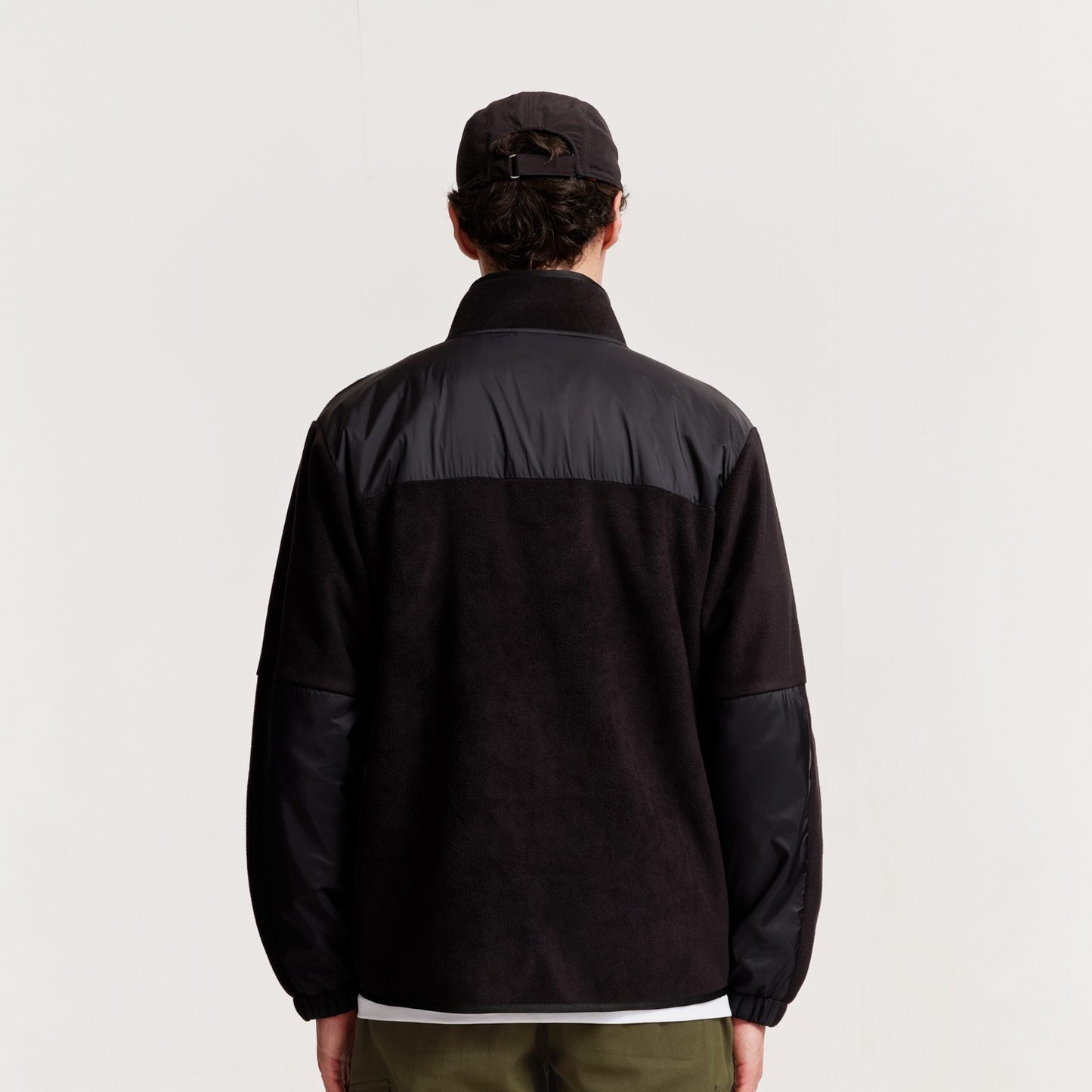 The Mens Summit Fleece Black from Parlez clothing