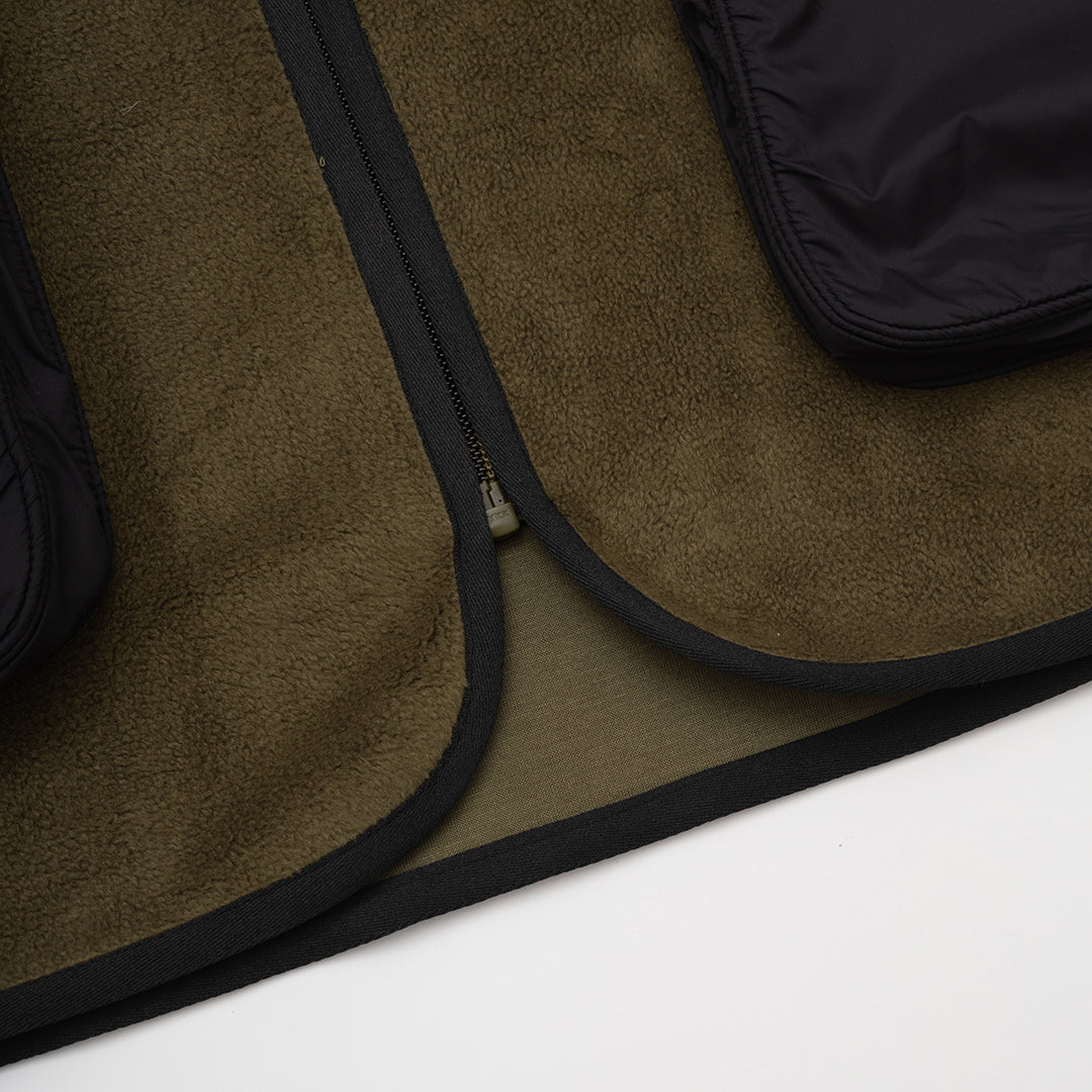 The Mens Summit Fleece Moss from Parlez clothing